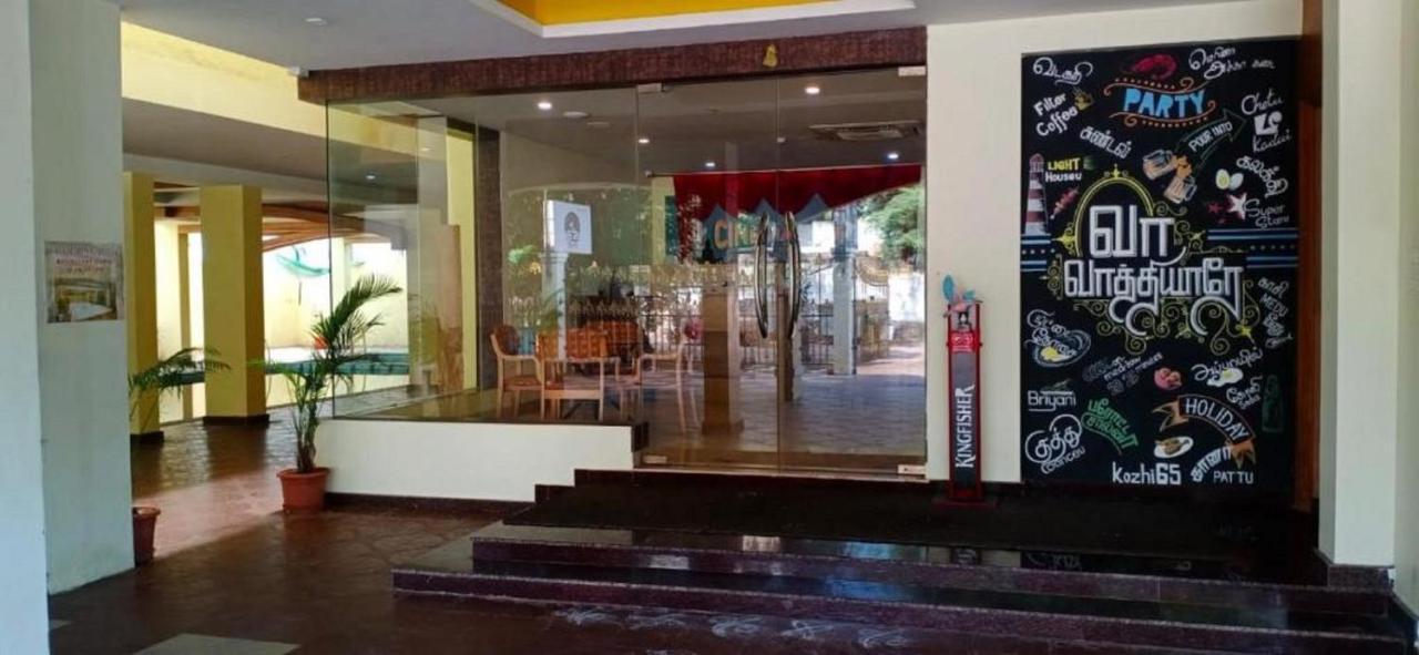 ซีเนมาสโคป แอน อพาร์ต โฮเทล Hotel เชนไน ภายนอก รูปภาพ